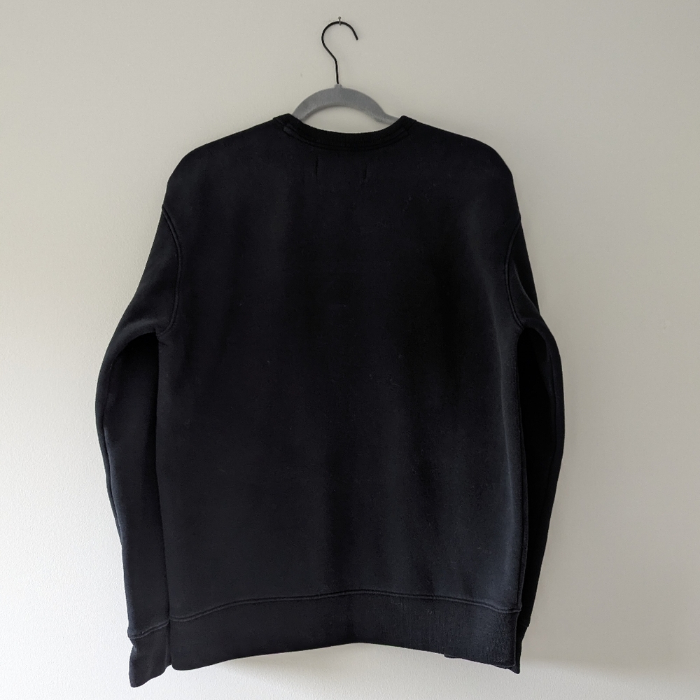 Abercrombie & Fitch Embossed Crew Neck Sweatshirt Soft Cozy - Picture 3 of 6